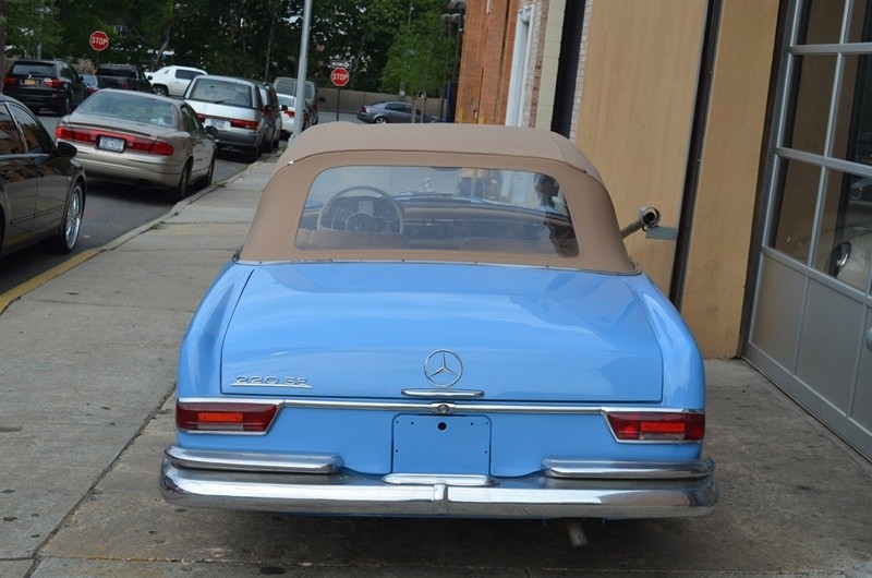 Used 1963 Mercedes-Benz 220SE  Cabriolet Convertible | Astoria, NY