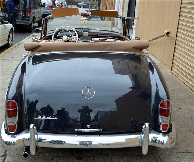 Used 1958 Mercedes-Benz 220S  Ponton Cabriolet Convertible | Astoria, NY
