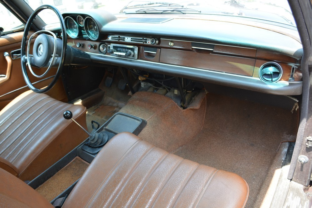 Used 1970 Mercedes-Benz 280SEL  W/Sunroof and 4-Speed manual | Astoria, NY