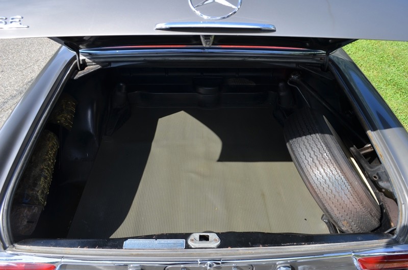Used 1963 Mercedes-Benz 220SE   | Astoria, NY