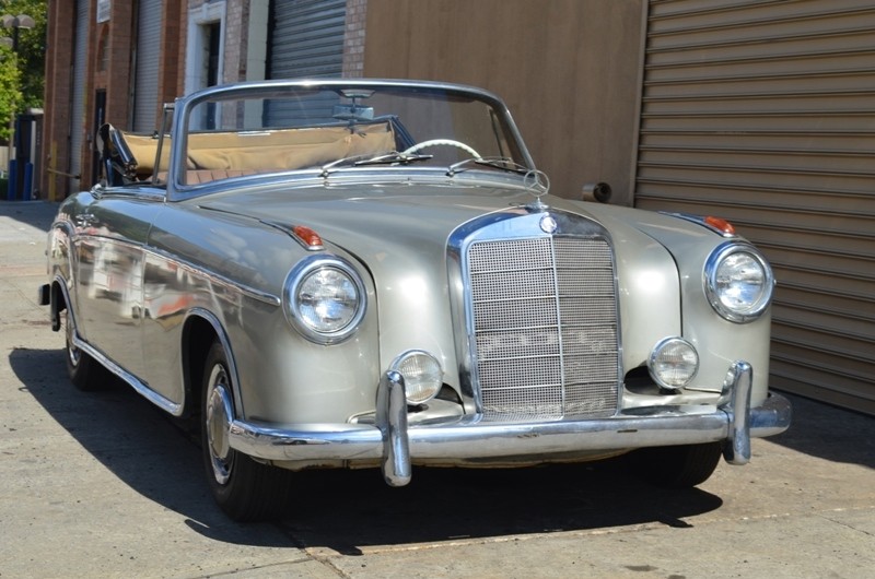 1/43 純正 Mercedes-Benz ベンツ 220 SE 1959 MB Mercedes Benz 220 SE - 1959 - Medium red / grey - Vitesse 1:43