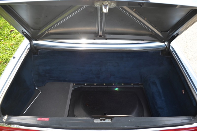 Used 1988 Mercedes-Benz 560SL   | Astoria, NY