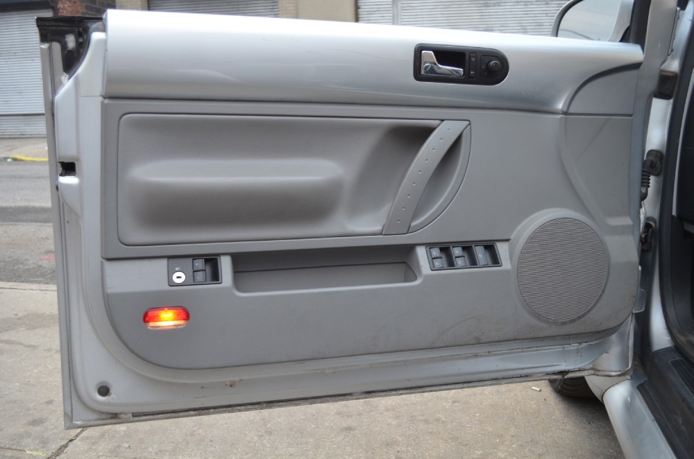Used 2003 Volkswagen Beetle   | Astoria, NY