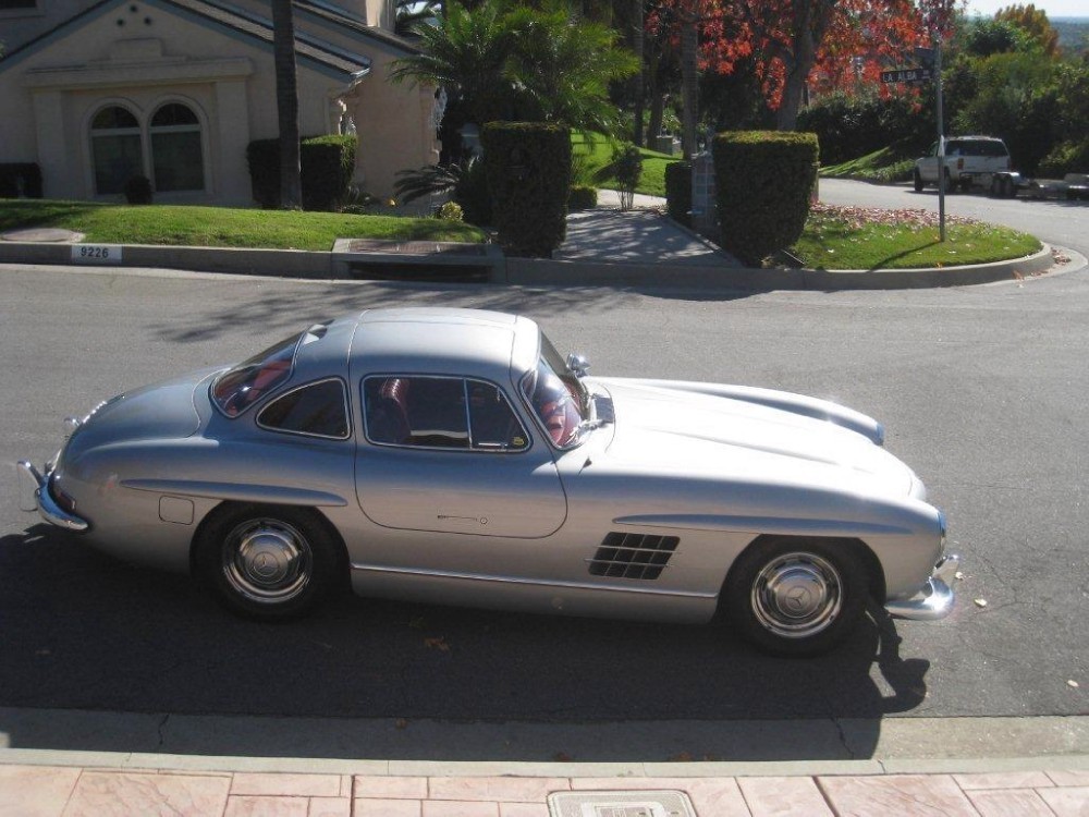 Used 1999 Mercedes-Benz 300SL Gullwing  | Astoria, NY