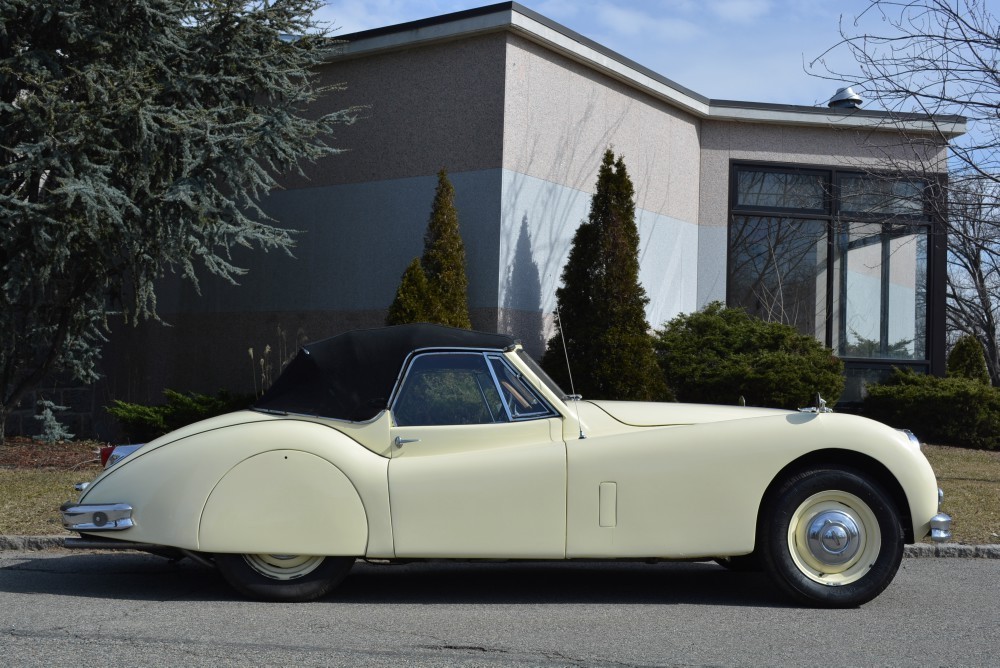 1957 Jaguar XK140 7