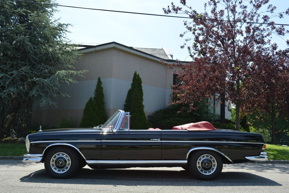 Used 1965 Mercedes-Benz 300SE Cabriolet   | Astoria, NY