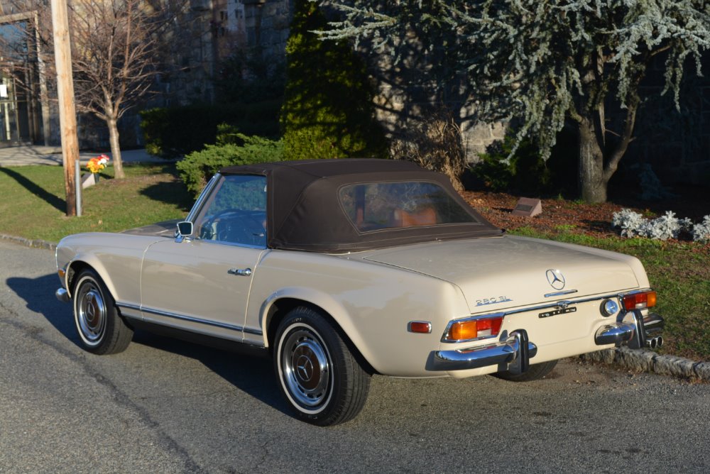 Used 1971 Mercedes-Benz 280SL   | Astoria, NY