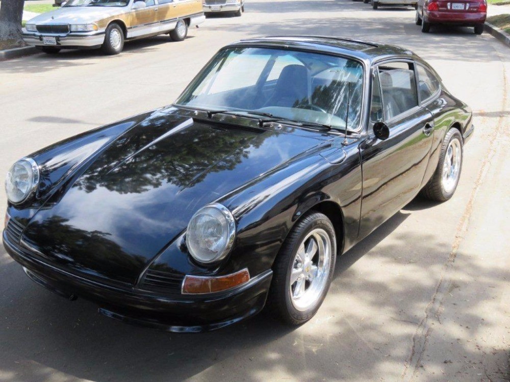 Used 1966 Porsche 911  Sunroof Coupe | Astoria, NY