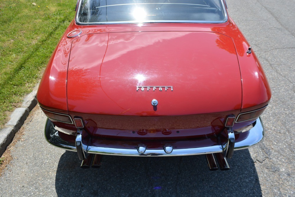 1967 Ferrari 330GT 8