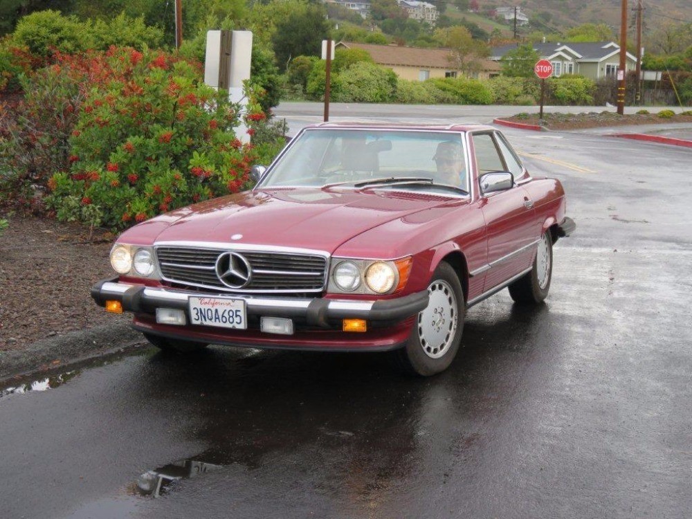 Used 1989 Mercedes-Benz 560SL  | Astoria, NY