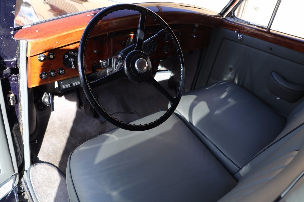 Used 1956 Rolls-Royce Silver Wraith  Mulliner Touring Limousine LHD | Astoria, NY