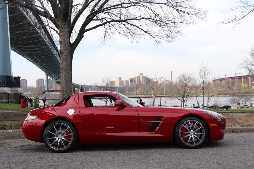 Used 2012 Mercedes-Benz SLS AMG  6.3 Gullwing | Astoria, NY