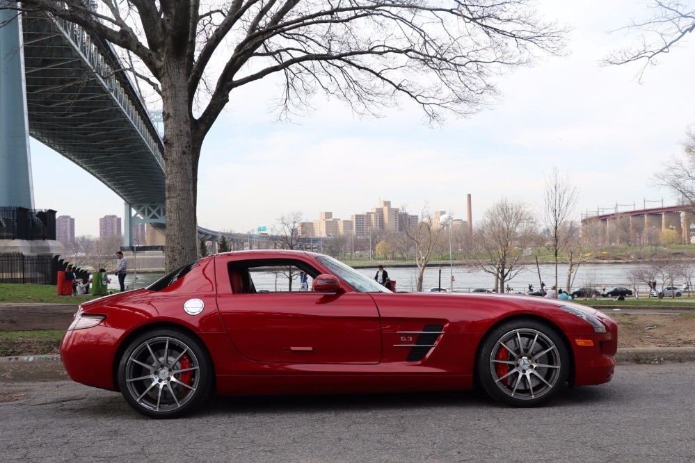 Used 2012 Mercedes-Benz SLS AMG 6.3 Gullwing | Astoria, NY