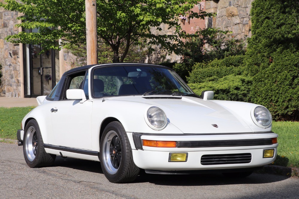 1974 Porsche 911 Carrera 2.7 Targa 1