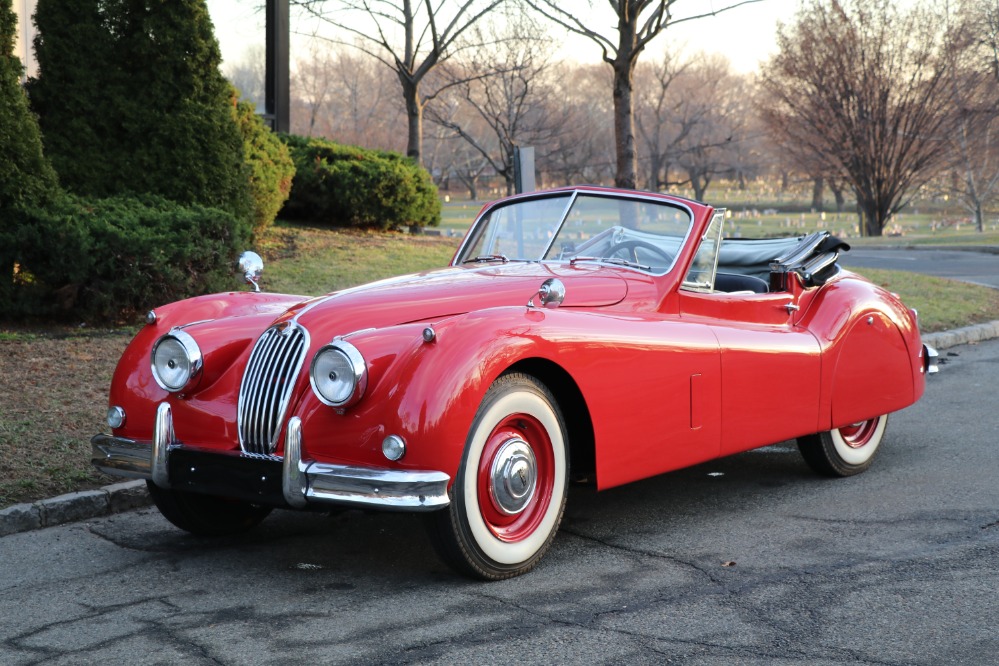 Jaguar XK 1954 Red