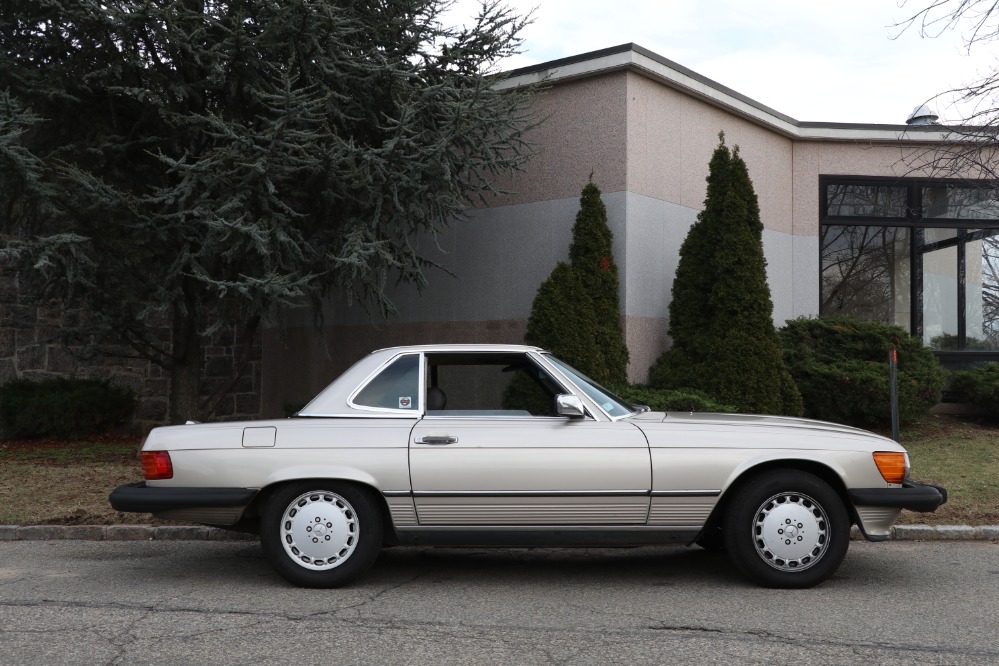 Used 1988 Mercedes-Benz 560SL   | Astoria, NY