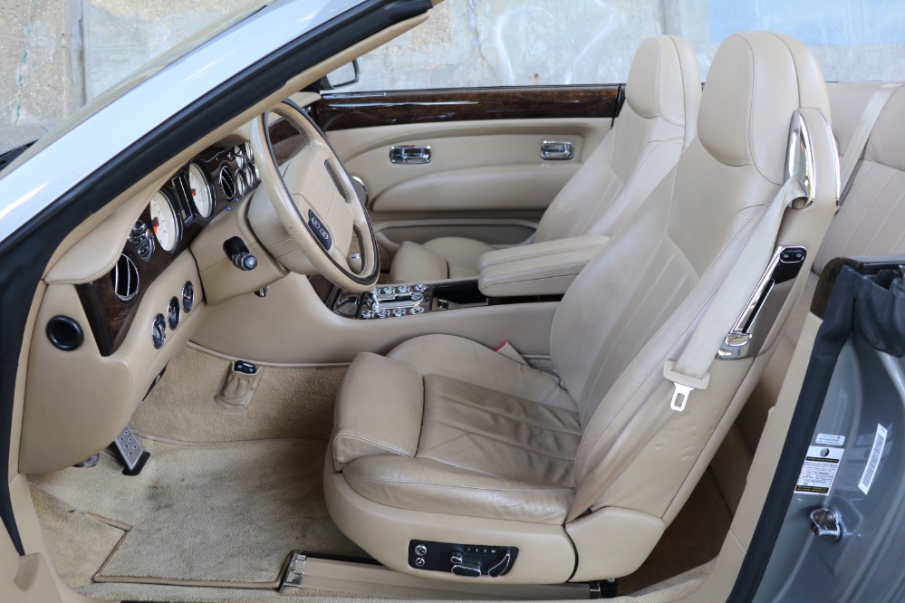 Used 2009 Bentley Azure   | Astoria, NY
