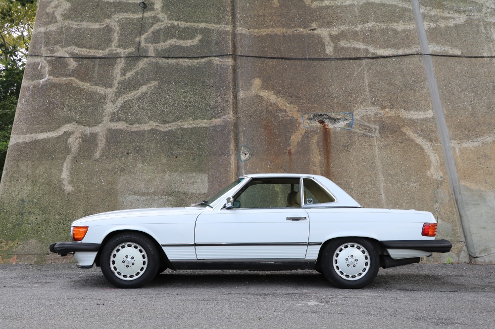 19 Mercedes Benz 560sl Stock For Sale Near Astoria Ny Ny Mercedes Benz Dealer