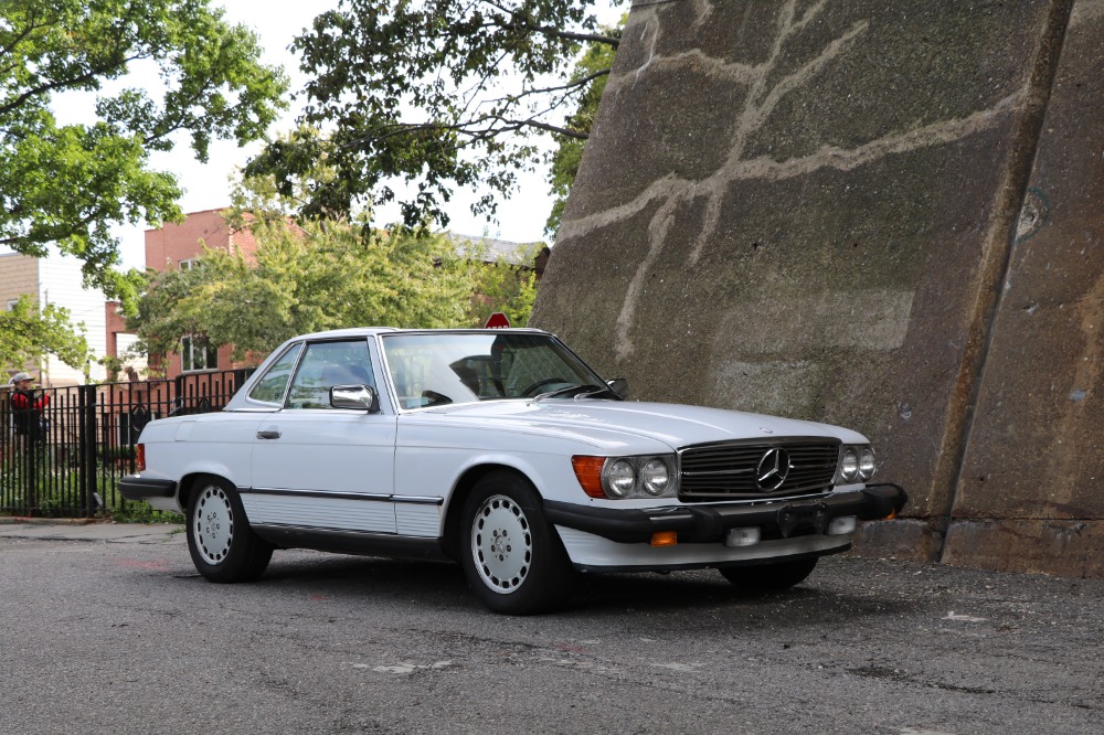 Used 1989 Mercedes-Benz 560SL  | Astoria, NY