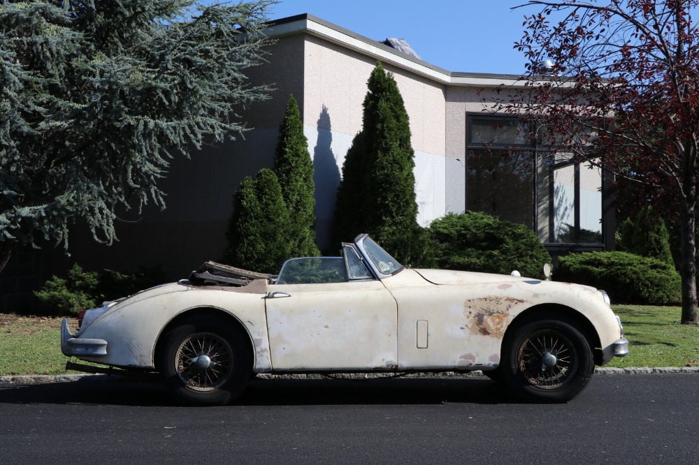 1960 Jaguar XK150 2