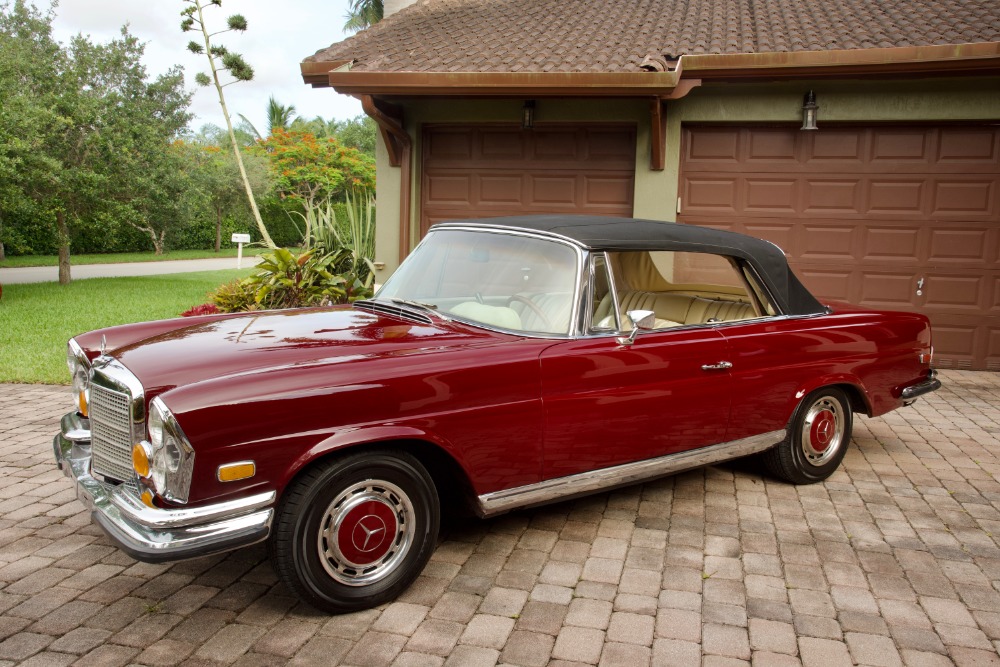 Used 1971 Mercedes-Benz 280 SE 3.5 Cabriolet  | Astoria, NY