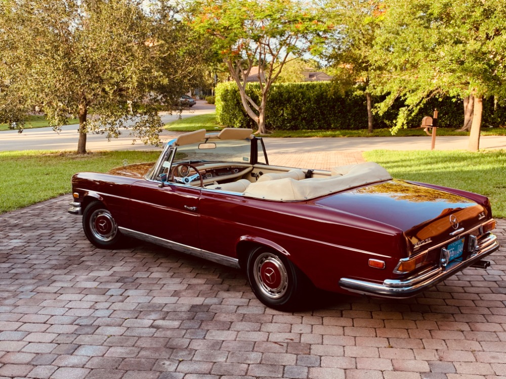 Used 1971 Mercedes-Benz 280 SE 3.5 Cabriolet   | Astoria, NY