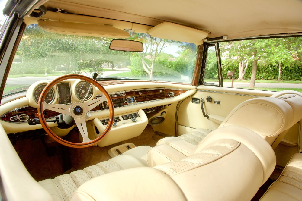 Used 1971 Mercedes-Benz 280 SE 3.5 Cabriolet   | Astoria, NY