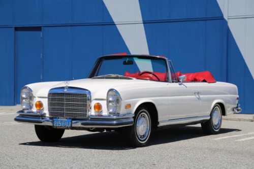 ヴィンテージ　メルスリー 1970 Mercedes-Benz 280SEL | Vintage Car Collector