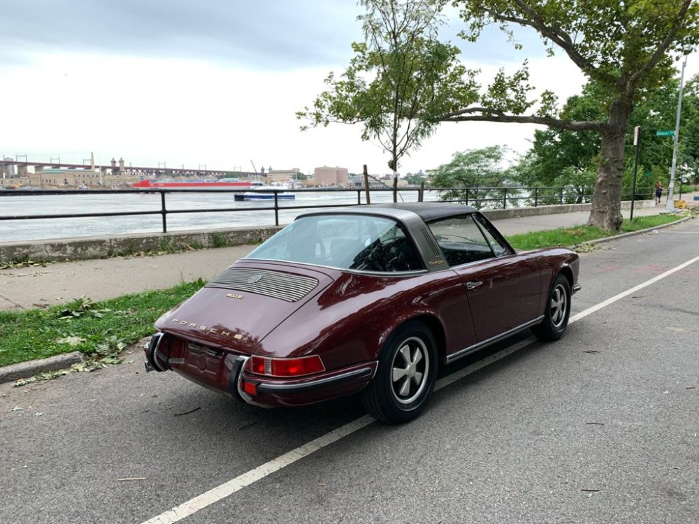 Used 1969 Porsche 911E  | Astoria, NY