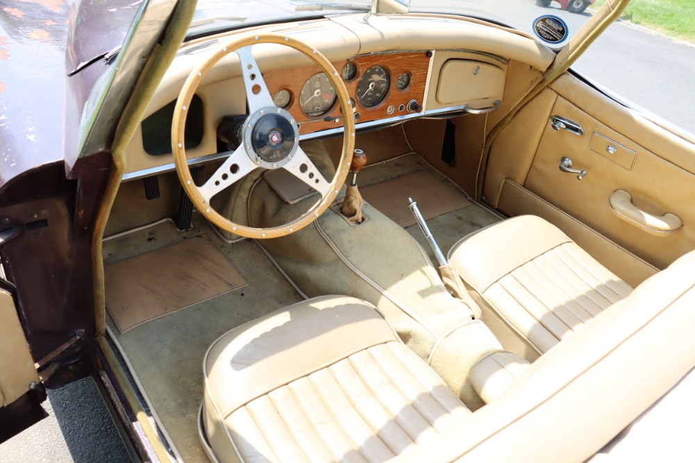 1960 Jaguar XK150S 7