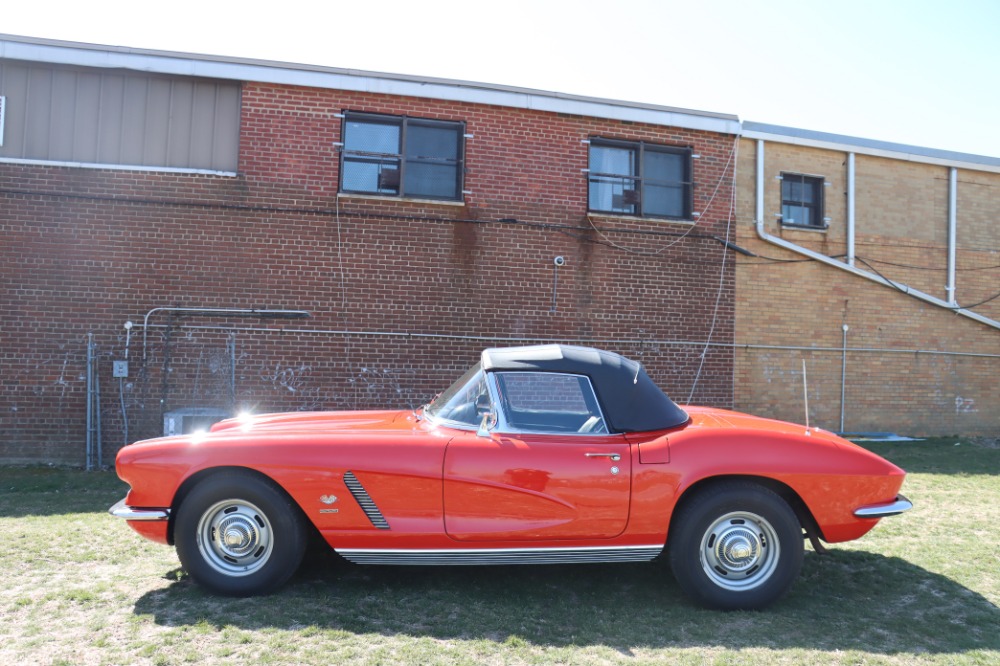 1962 Chevrolet Corvette 3