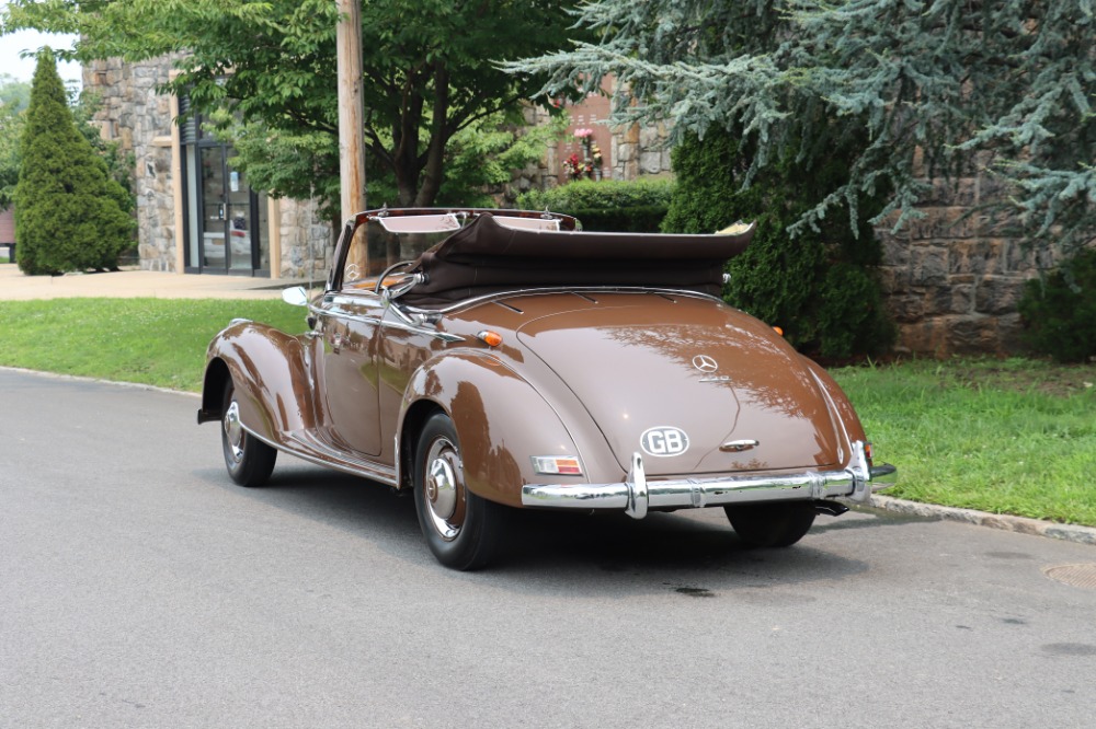 1954 Mercedes-Benz 220A 6