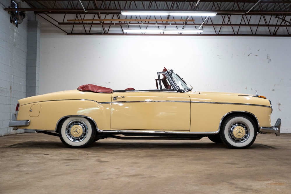 Used 1960 Mercedes-Benz 220S  | Astoria, NY