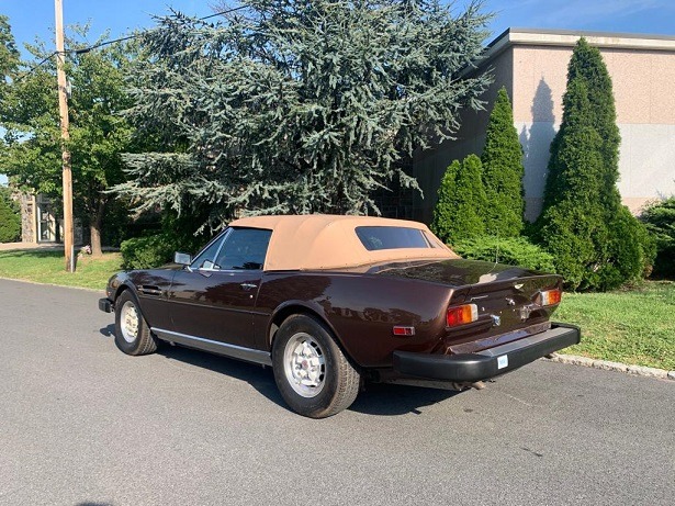 Used 1982 Aston Martin V8 Volante  | Astoria, NY