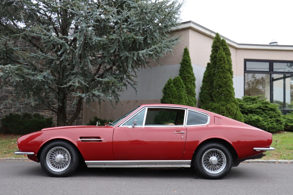 1970 Aston Martin DBS 4