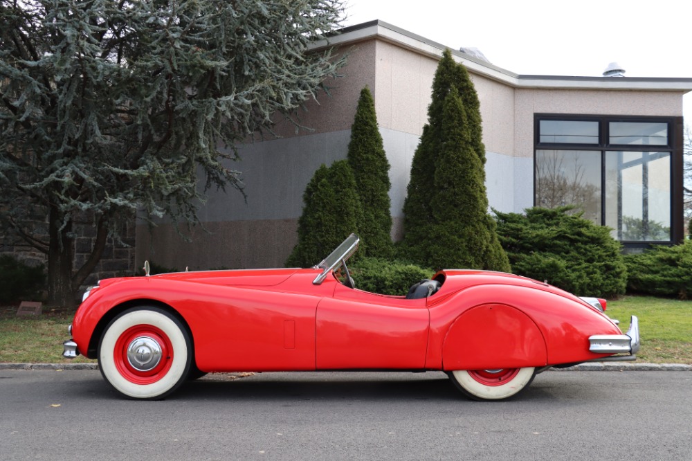 1954 Jaguar XK140 4