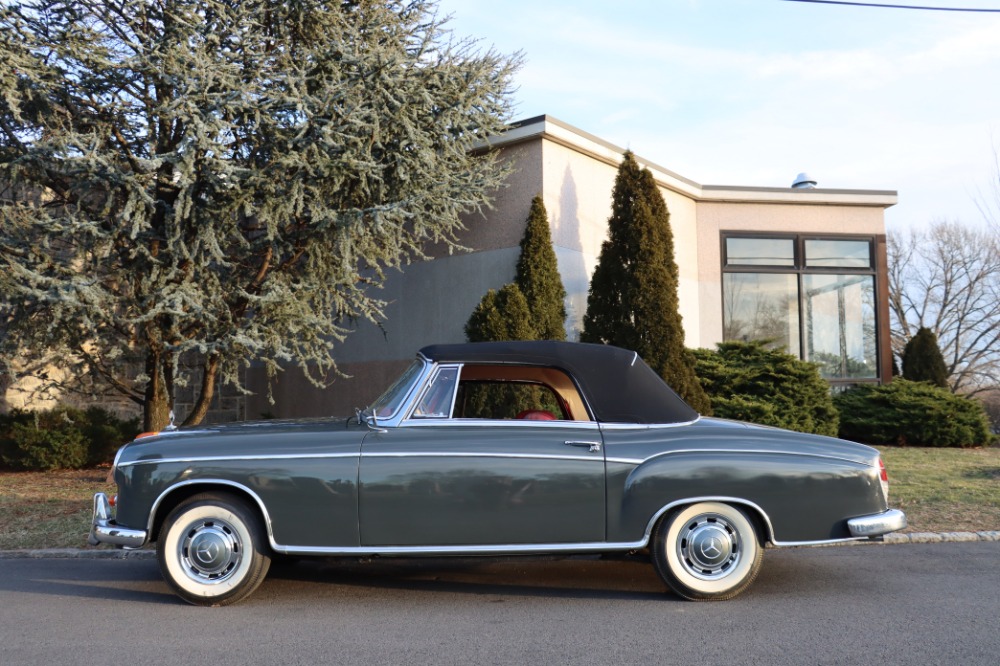 1958 Mercedes-Benz 220S 4