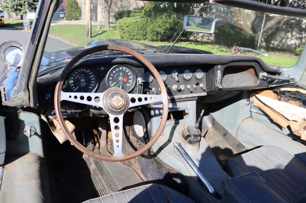 1967 Jaguar XKE 7