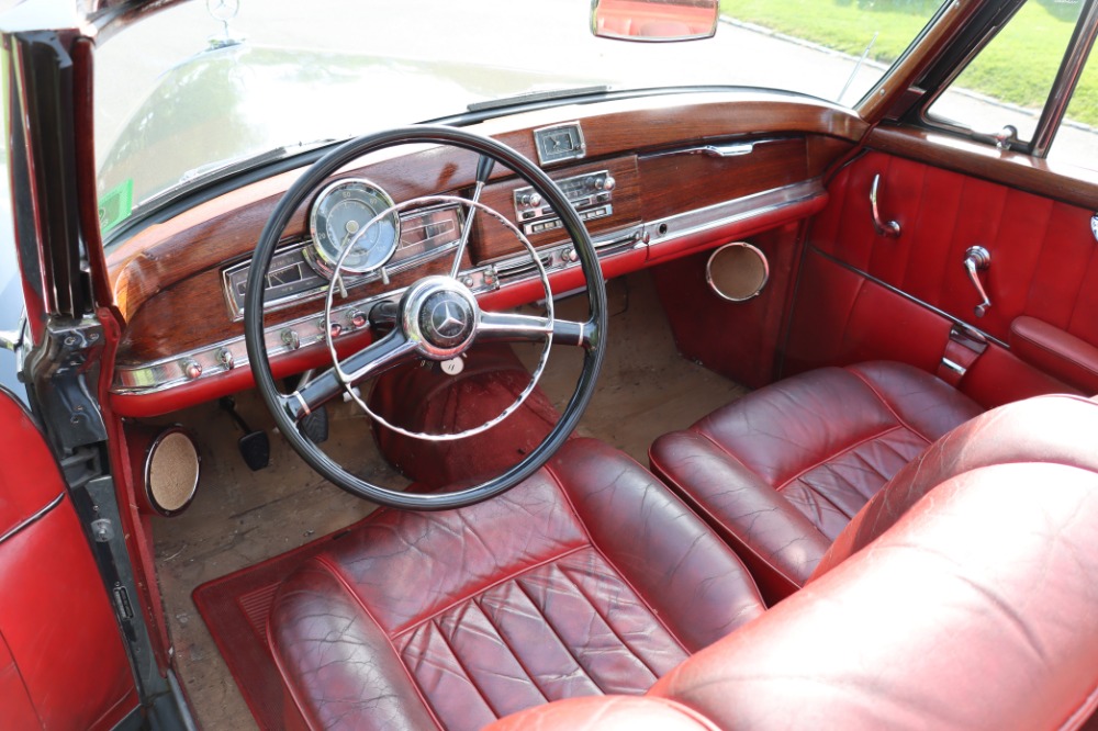 1955 Mercedes-Benz 300S 7