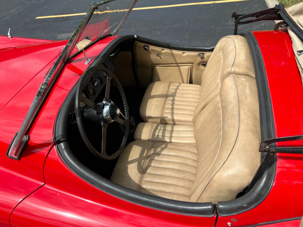 1952 Jaguar XK120 5