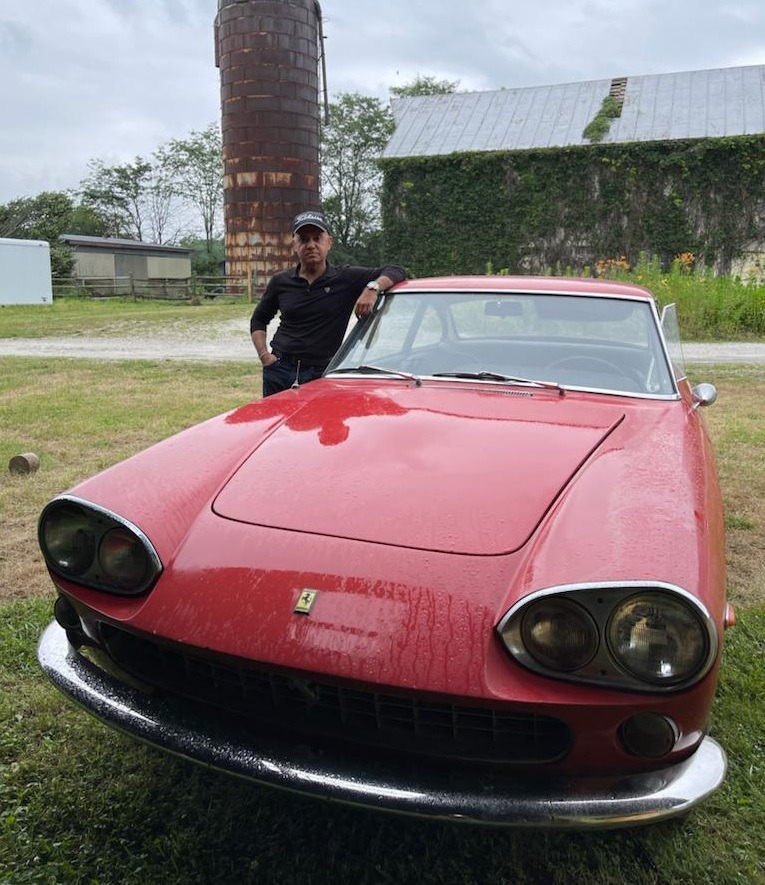 1965 Ferrari 330GT 