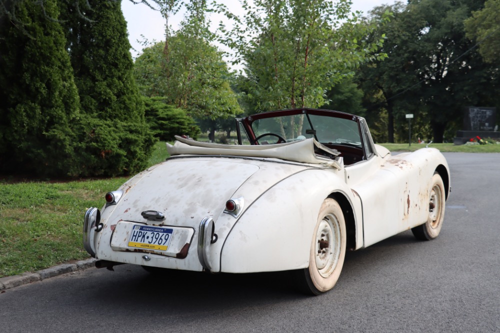 1954 Jaguar XK120 5