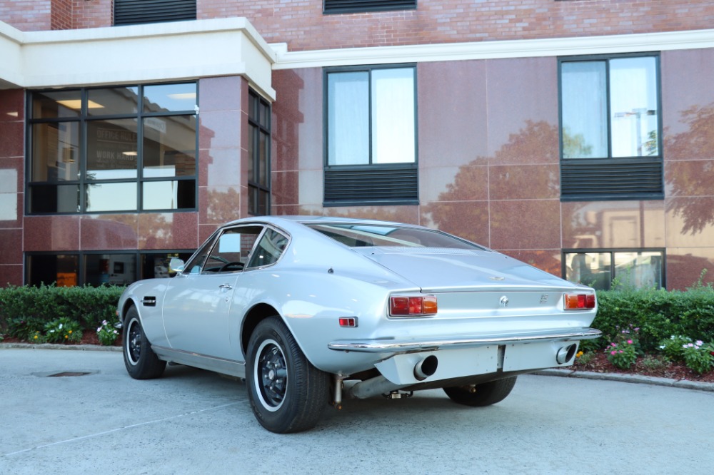 1971 Aston Martin DBS 3