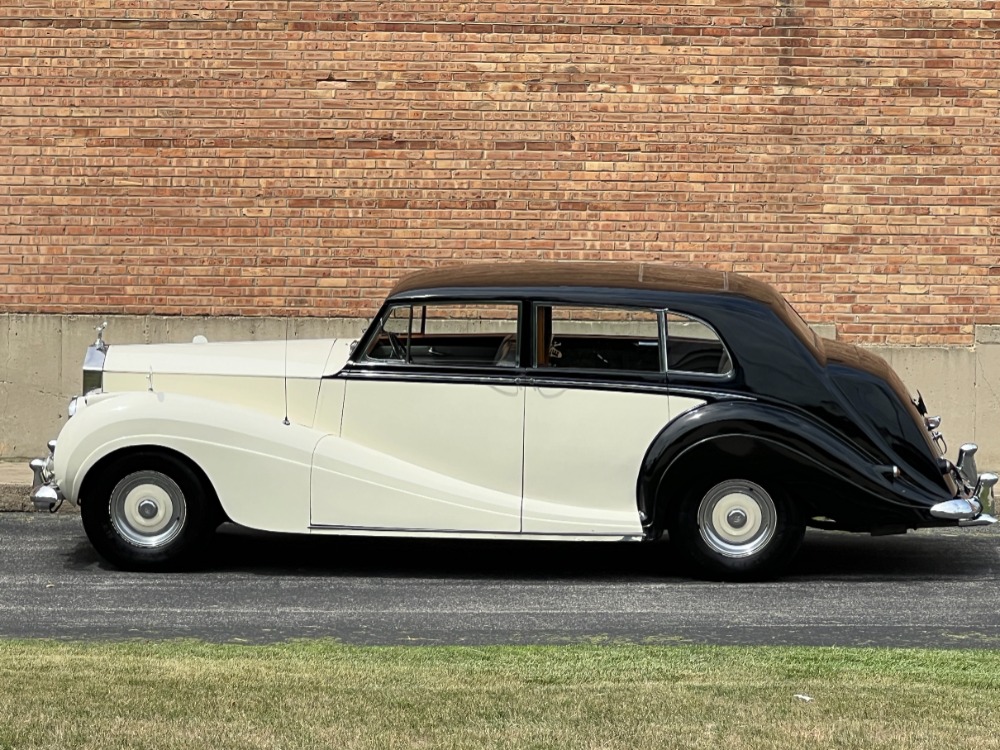 1956 Rolls-Royce Silver wraith 3