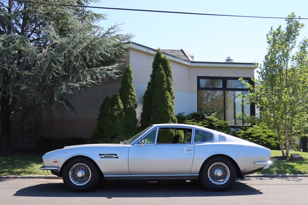 1969 Aston Martin DBS 4