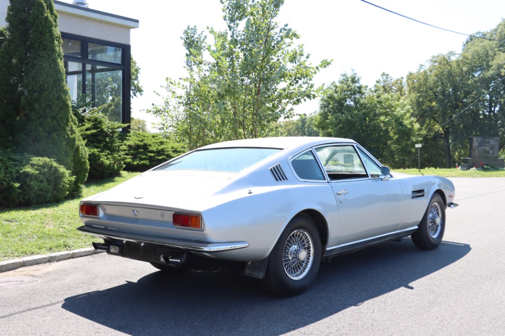 1969 Aston Martin DBS 5