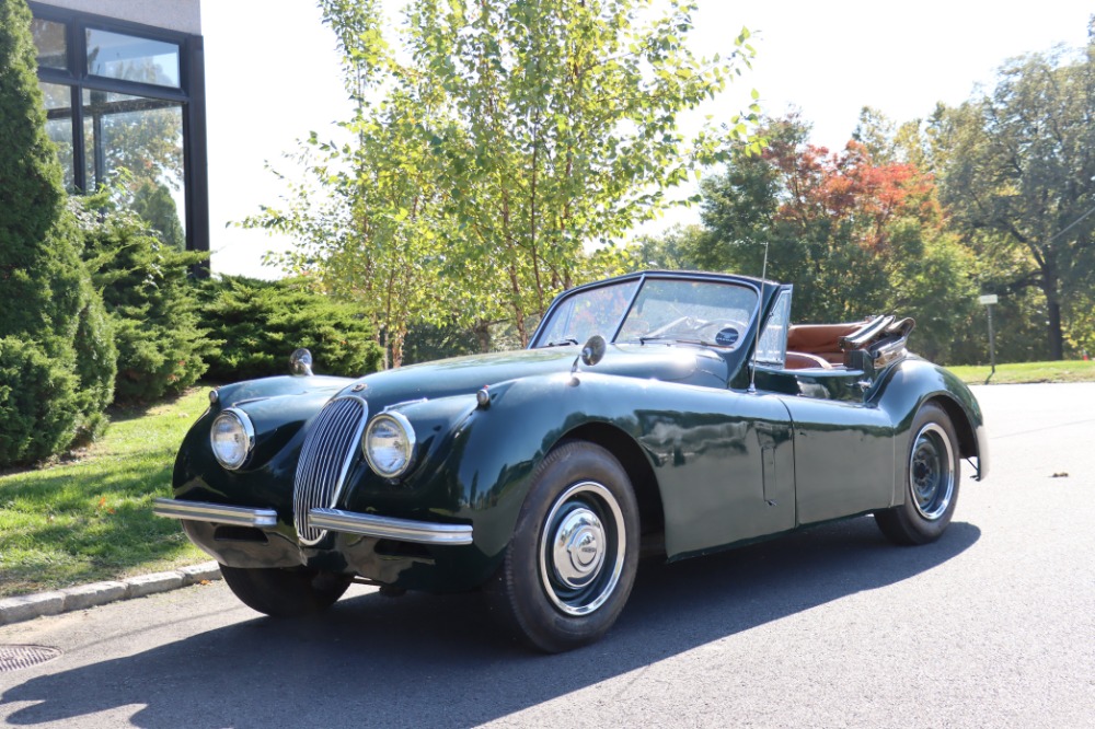 1953 Jaguar XK120 2