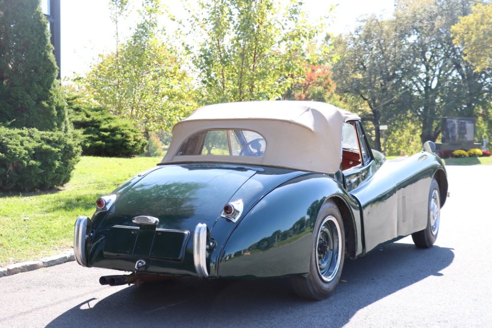 1953 Jaguar XK120 5