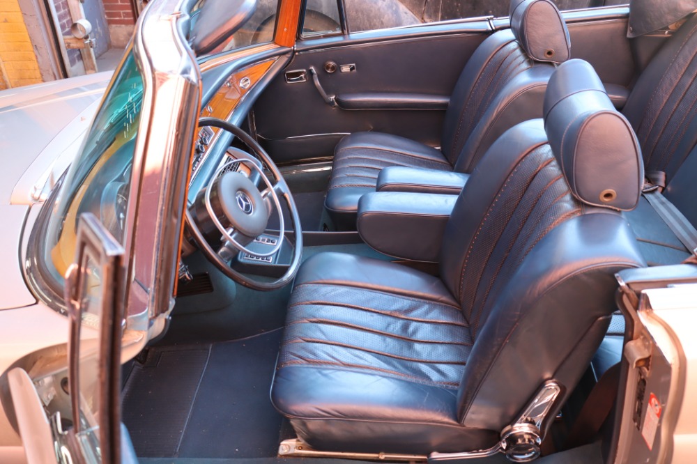 Used 1971 Mercedes-Benz 280SE 3.5  | Astoria, NY