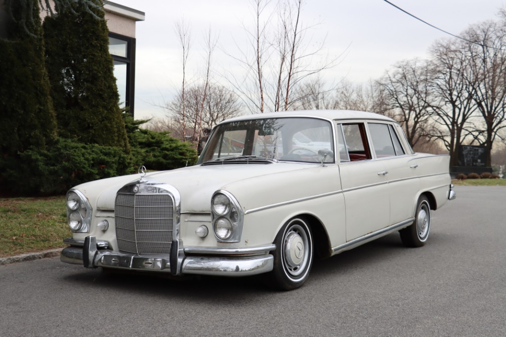 1962 Mercedes-Benz 300SE 